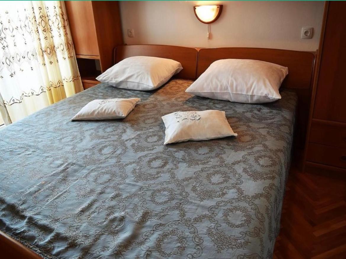 Apartment Eufemija-Rab Kampor ภายนอก รูปภาพ